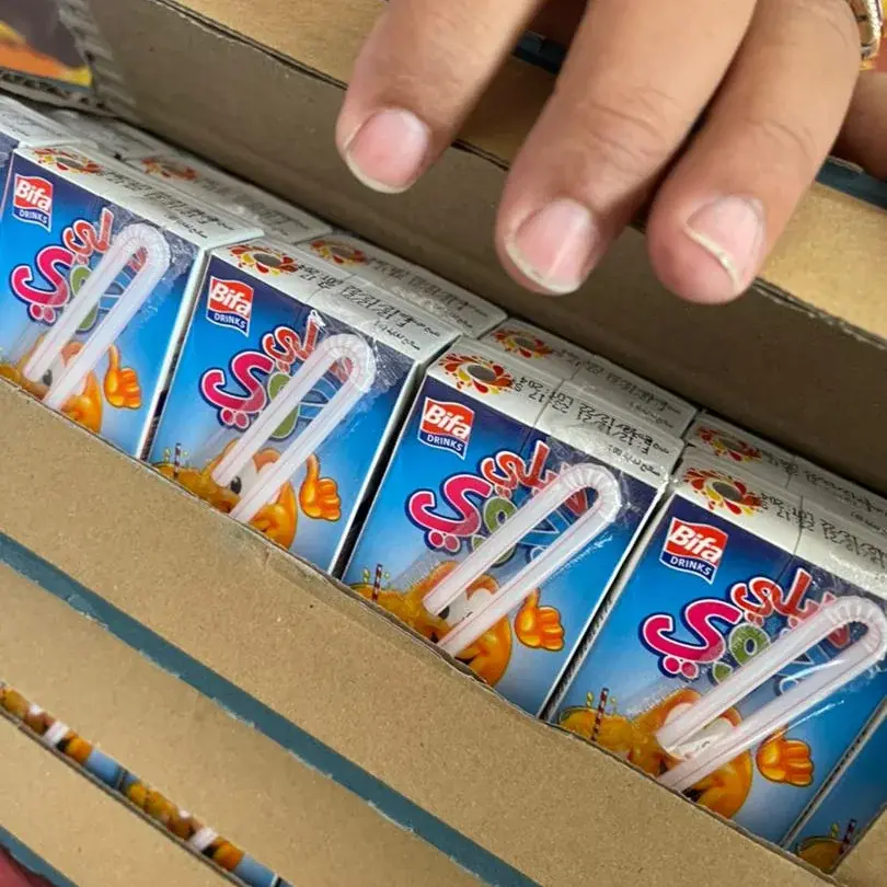 Cartons de jus de fruits